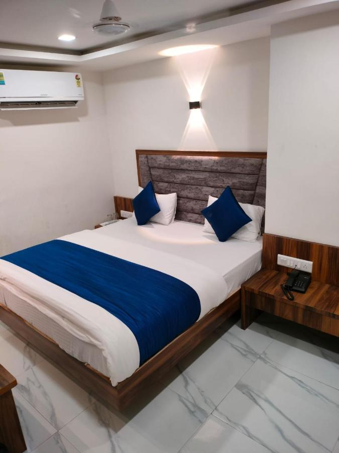 Hotel Ozone,Ahmedabad Exterior foto