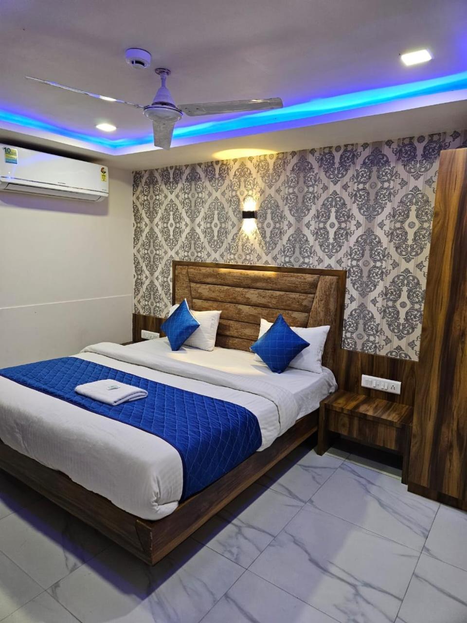 Hotel Ozone,Ahmedabad Exterior foto
