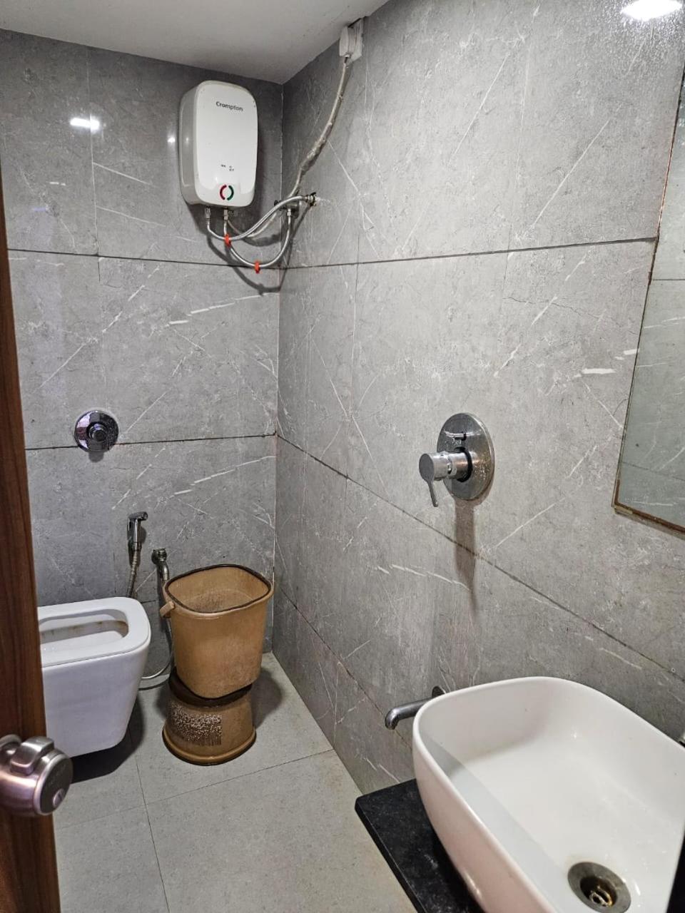 Hotel Ozone,Ahmedabad Exterior foto