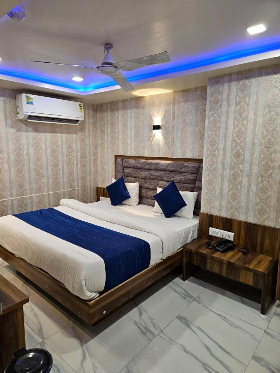 Hotel Ozone,Ahmedabad Exterior foto